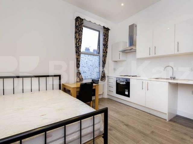 Flat for rent in West Hampstead, Greater London