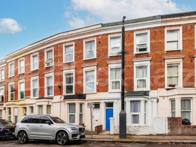 Flat for rent in West Hampstead, Greater London
