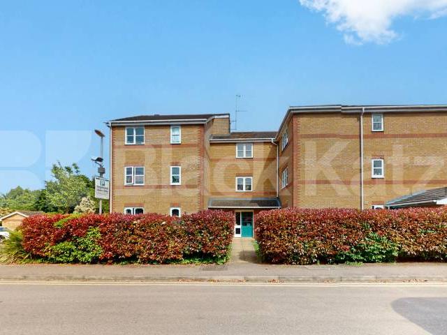 Flat for rent in London Borough of Camden, Greater London