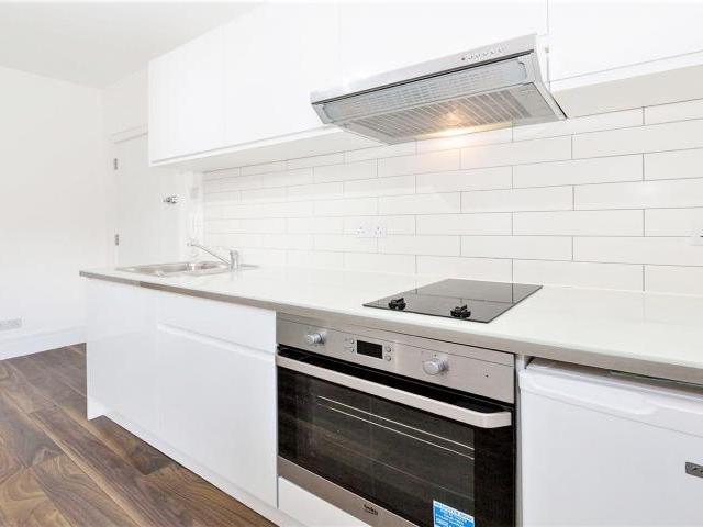 Flat for rent in West Hampstead, West Hampstead