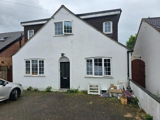 Flat for rent in Greater London