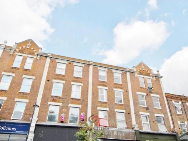 Flat for rent in Lower Holloway, Greater London