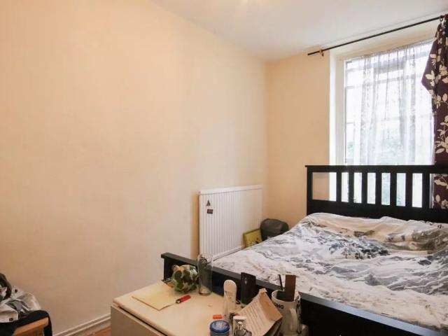 Flat for rent in Westbourne Green, Greater London