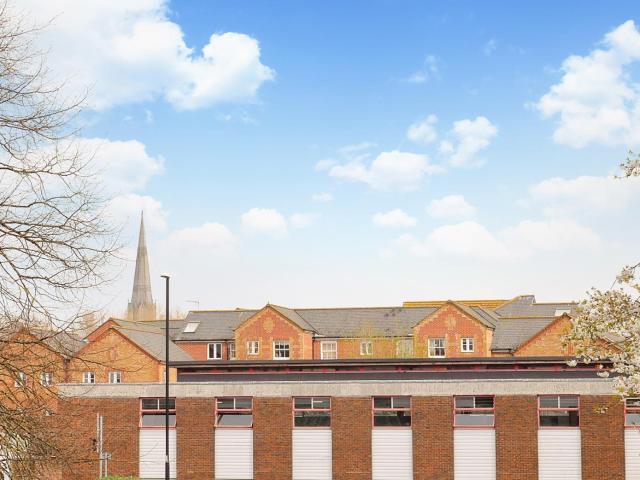 Flat for rent in Chichester, Littlecote
