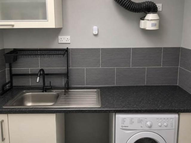 Flat for rent in London Borough of Ealing, Perivale