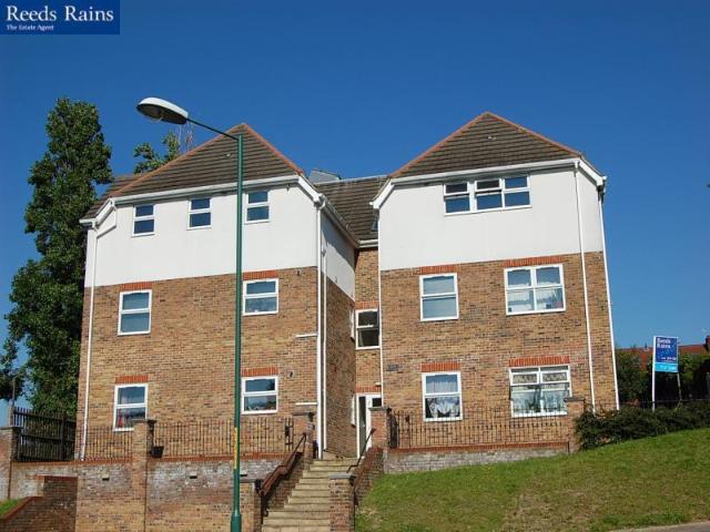 Flat for rent in Monks Orchard, Kent