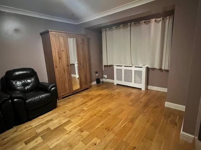 Flat for rent in Collier Row, Greater London
