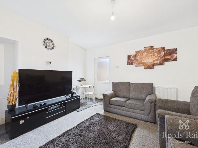 Flat for rent in Sankey Valley Industrial Estate, St Helens