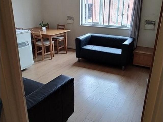 Flat for rent in Belfast, Twinbrook