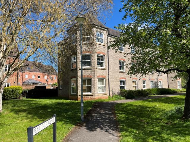 Flat for rent in Long Ashton, North Somerset