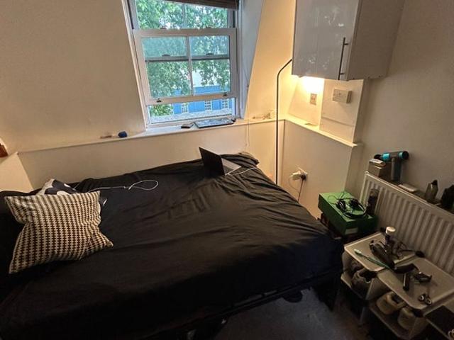 Flat for rent in Kennington Cross, Greater London