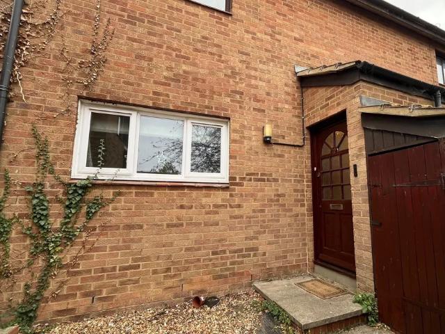 Flat for rent in Old Wolverton, Milton Keynes
