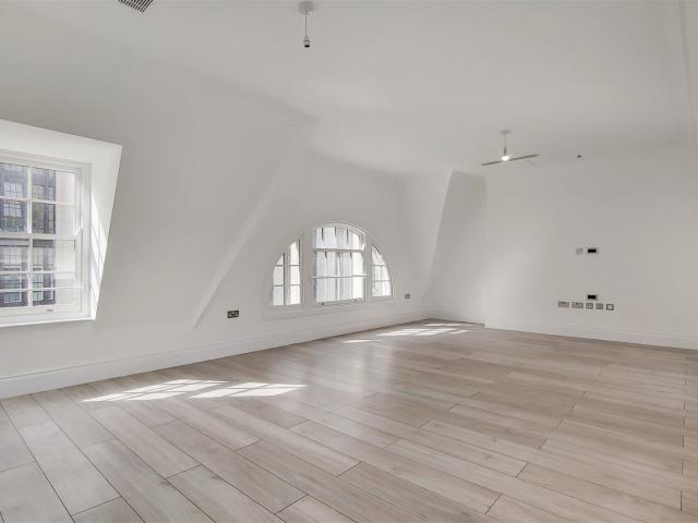Apartment for rent in South Kensington, Greater London