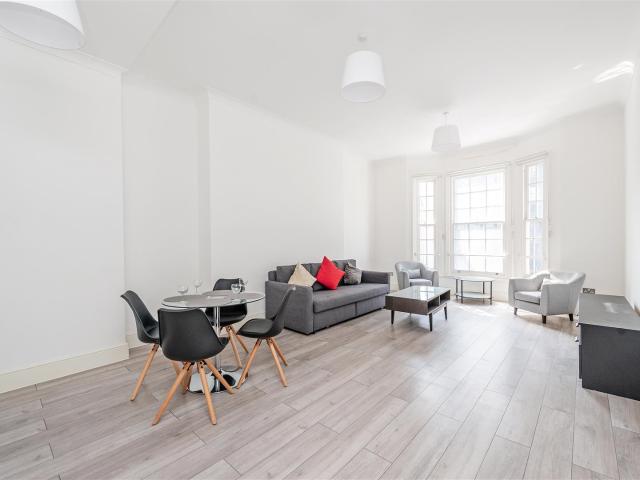 Apartment for rent in South Kensington, Greater London