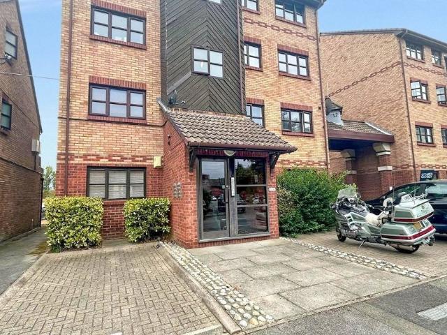 Flat for rent in Monks Orchard, Kent