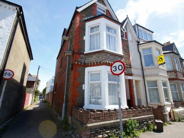 Flat for rent in Plasnewydd, Cardiff