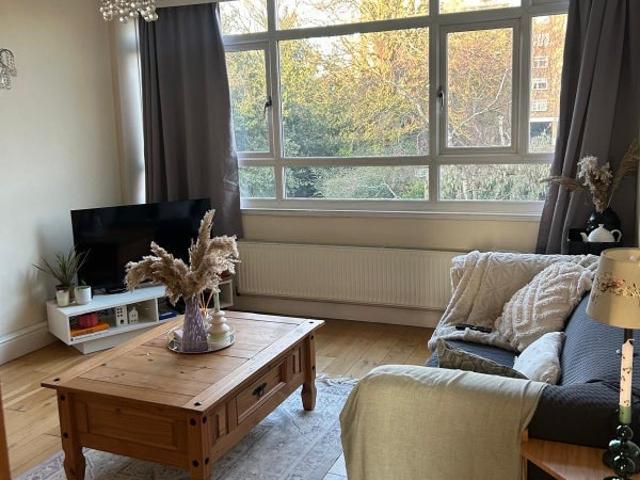 Flat for rent in Putney, Greater London