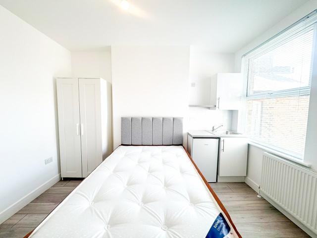 Flat for rent in Greater London