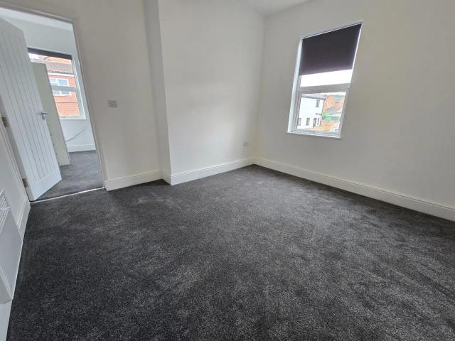 Flat for rent in New Bilton
