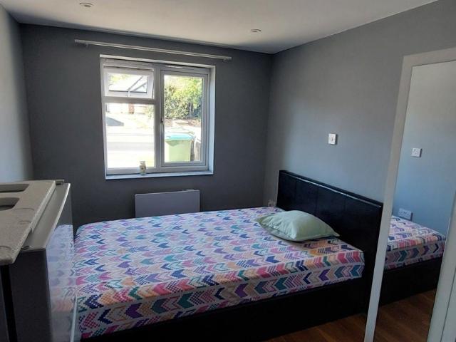 Flat for rent in Garston, Watford