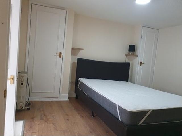 Flat for rent in Clapham, Greater London