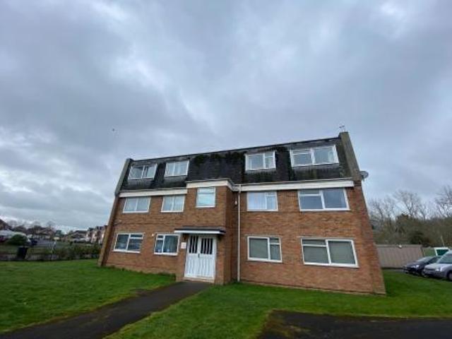 Flat for rent in Nythe, Swindon