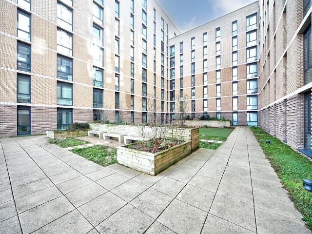 Flat for rent in Park Town, Luton