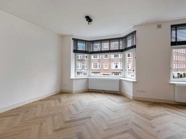 Appartement te huur in Zuid, Amsterdam
