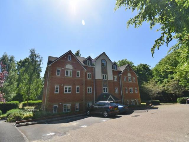 Flat for rent in Priest Down, Hampshire