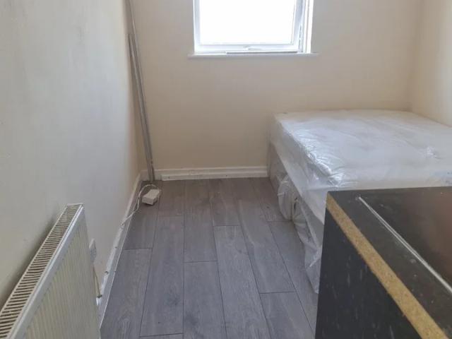 Flat for rent in Canning Town, Greater London