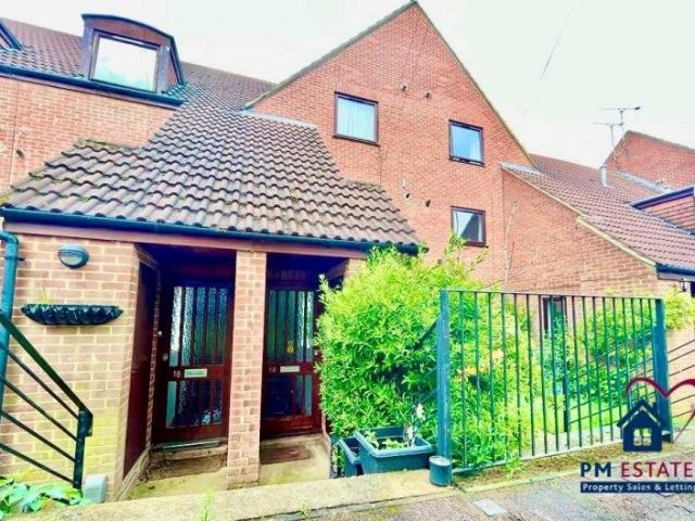 Flat for rent in Hockerill, East Hertfordshire
