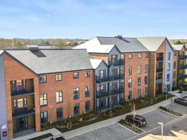 Flat for rent in Bourne Vale, Kent