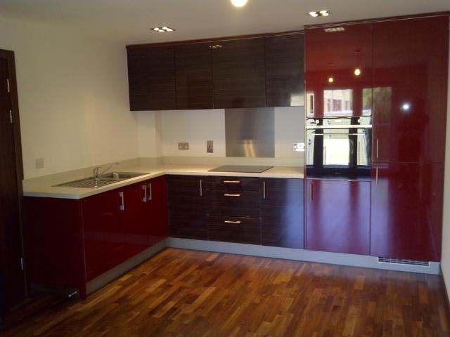 Flat for rent in Denham, Denham