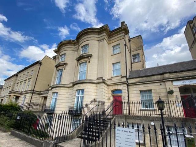 Flat for rent in Reading