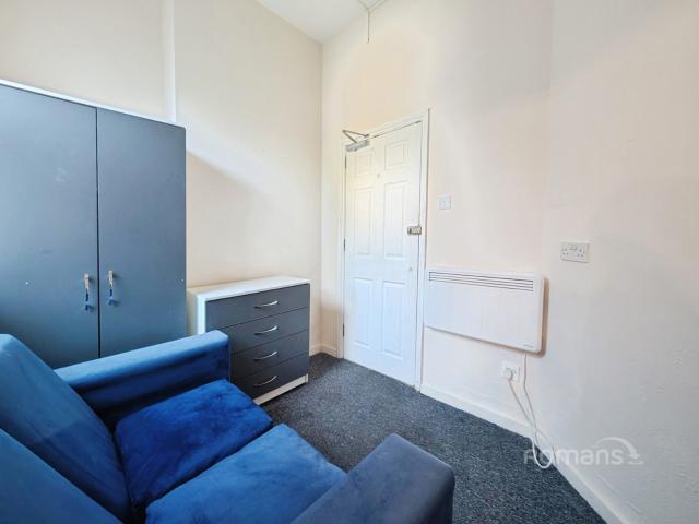 Flat for rent in Reading