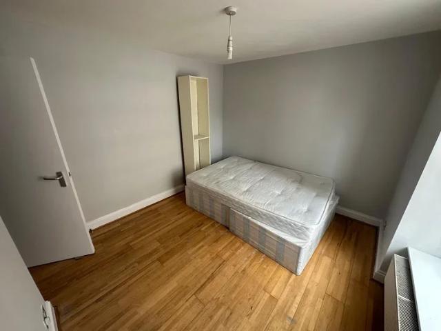 Flat for rent in Dalston, Dalston