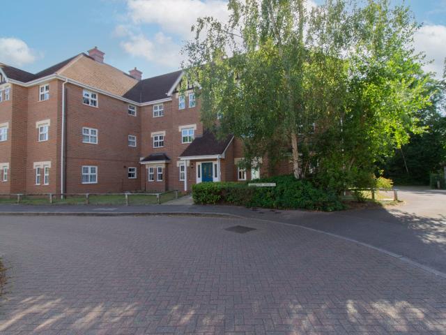 Flat for rent in Hart, Elvetham Heath