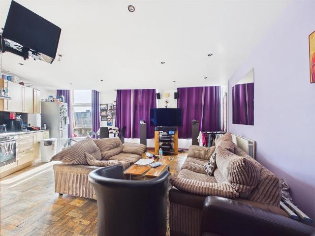 Flat for rent in Stamshaw, Portsmouth