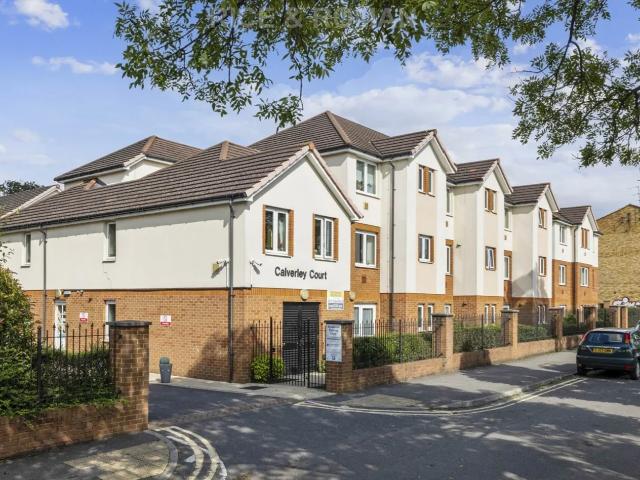 Flat for rent in Ewell, Epsom and Ewell