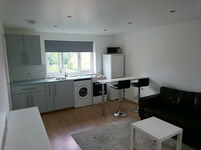 Flat for rent in Golders Green, Greater London