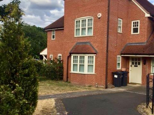 Flat for rent in Druids Heath, Isle Of Man