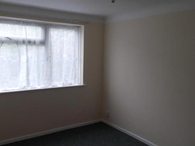 Flat for rent in Kinson, Bournemouth