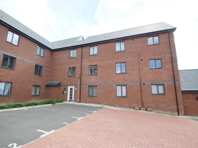 Flat for rent in New Bilton, Warwickshire