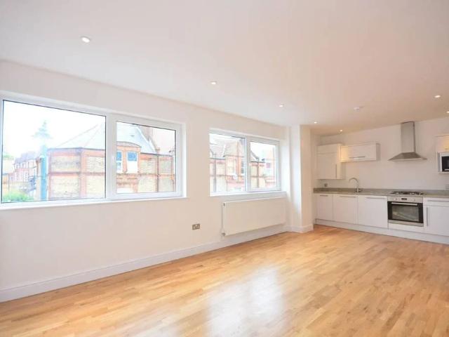 Flat for rent in West Norwood, Greater London