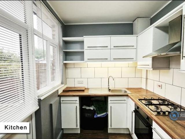 Flat for rent in Gillar's Green, St Helens