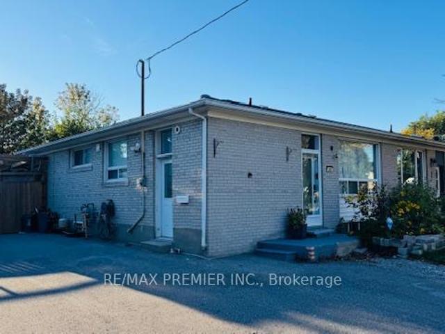 Apartment for rent in Whitby, Ontario