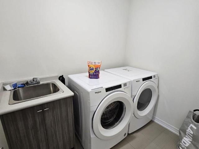 Apartment for rent in Pickering