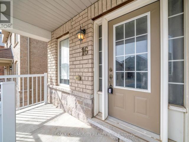 House for rent in Ajax