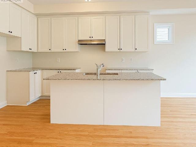 House for rent in Oakville