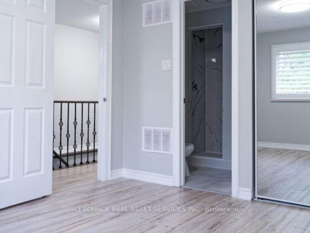 House for rent in Oakville